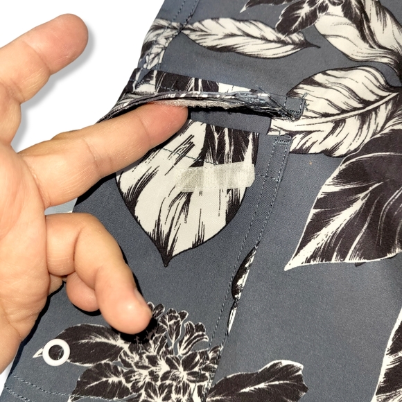 Good Threads Shorts - Picture 3 of 7